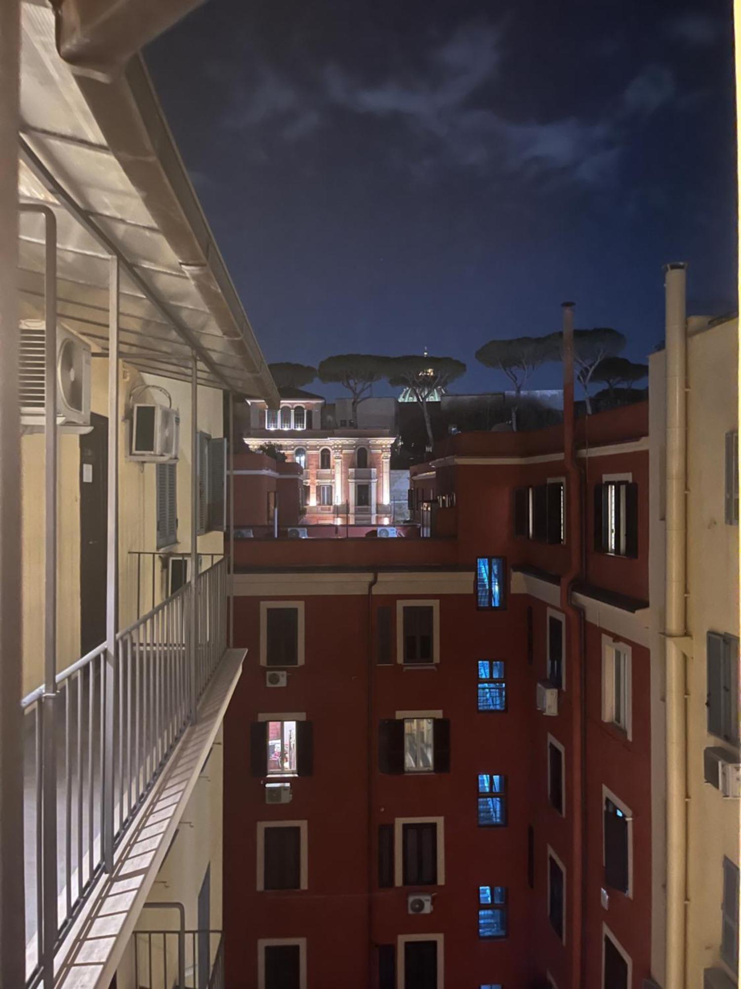 House Candia 111 - Vatican Museum Apartment โรม ภายนอก รูปภาพ