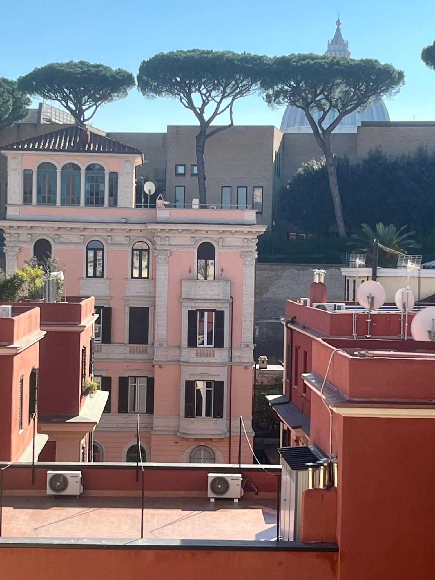 House Candia 111 - Vatican Museum Apartment โรม ภายนอก รูปภาพ
