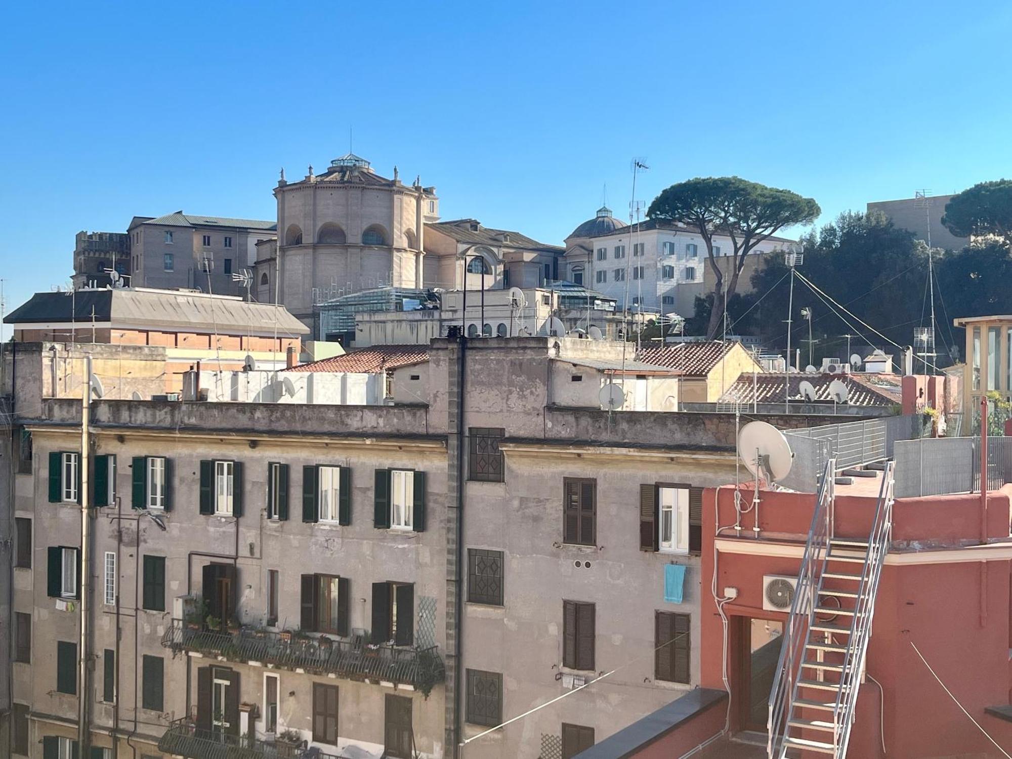 House Candia 111 - Vatican Museum Apartment โรม ภายนอก รูปภาพ